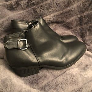 Black ankle boots with zip
